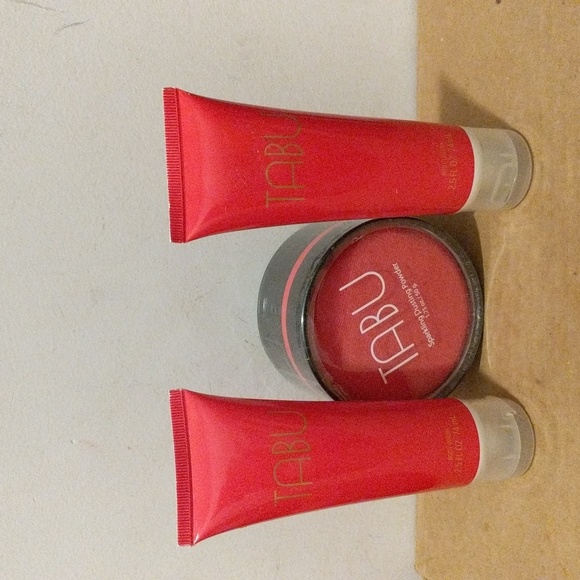 TABU LOTION SPARKLING DUSTING POWDER BATH & SHOWER GEL DANA BUNDLE LOT SET - Picture 1 of 2